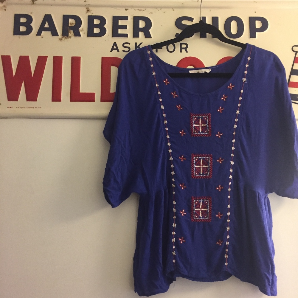 Boho blue shirt with embroidered tribal design - M