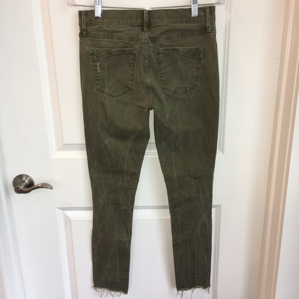 π₯HPπ₯Express Army Green Frayed Ankle Legging Jean - Picture 8 of 8