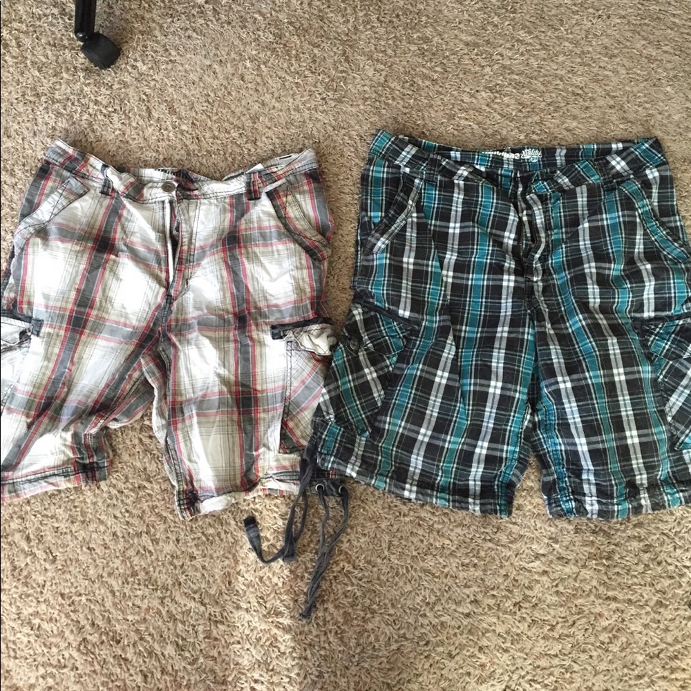 Machine lightweight cargo shorts