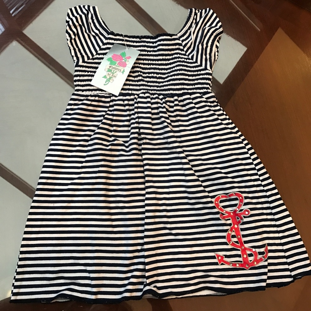 BNWT FLOWERS BY ZOE TUNIC SZ 3t