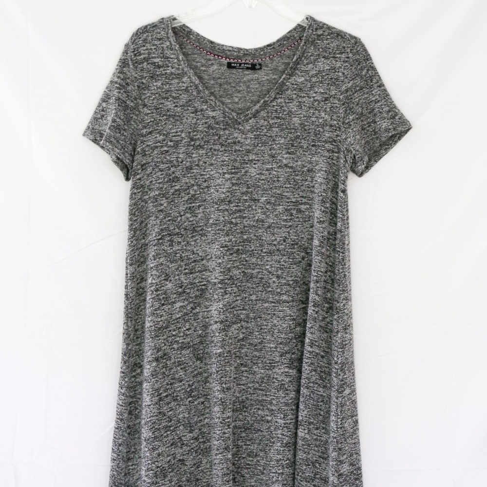 Max Jeans Gray Heather V-neck Sweater Dress