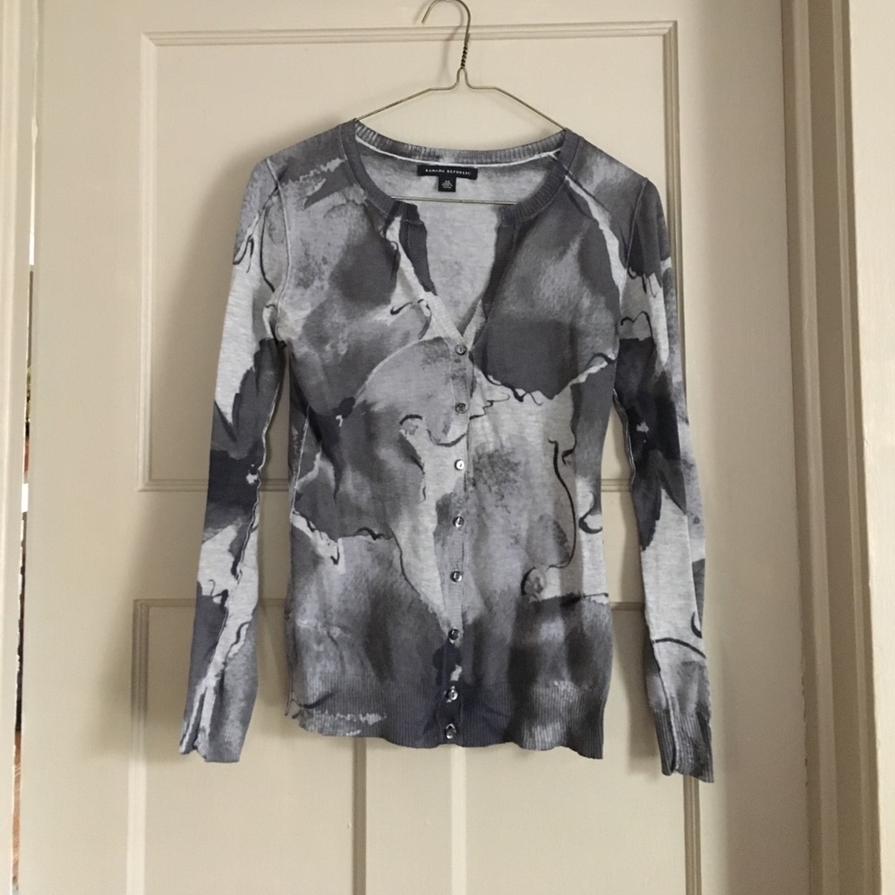 Banana Republic Gray Patterned Cardigan