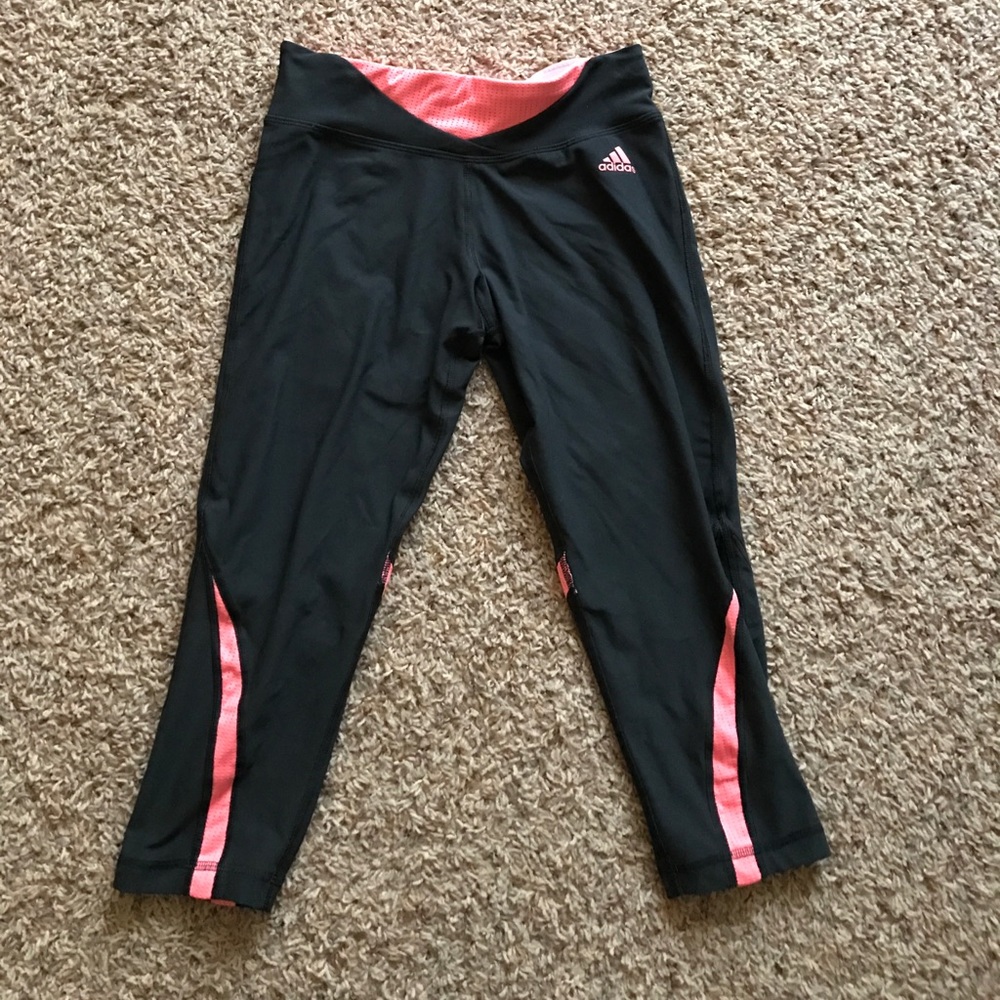 Cropped adidas workout pant