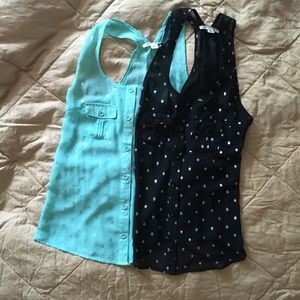 2 blouses
