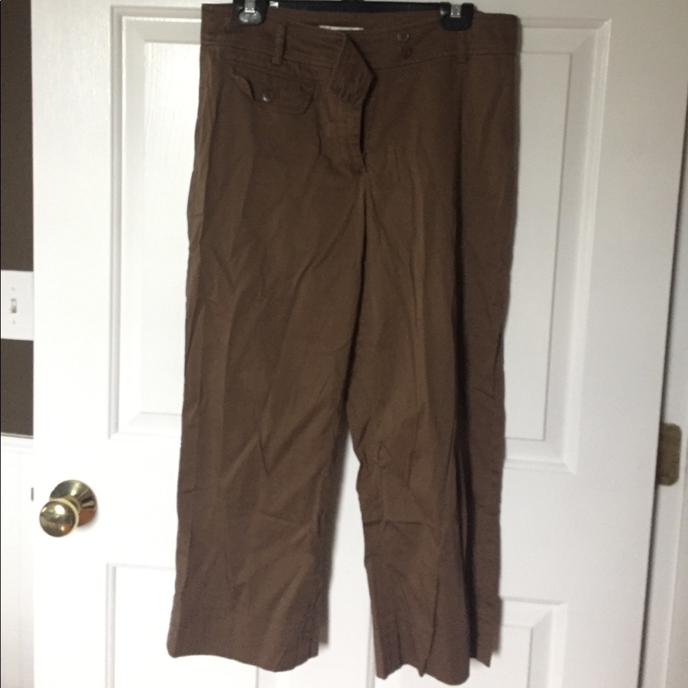 Clearance! Brown capris