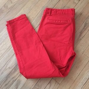 Gap red slim cropped khaki pants
