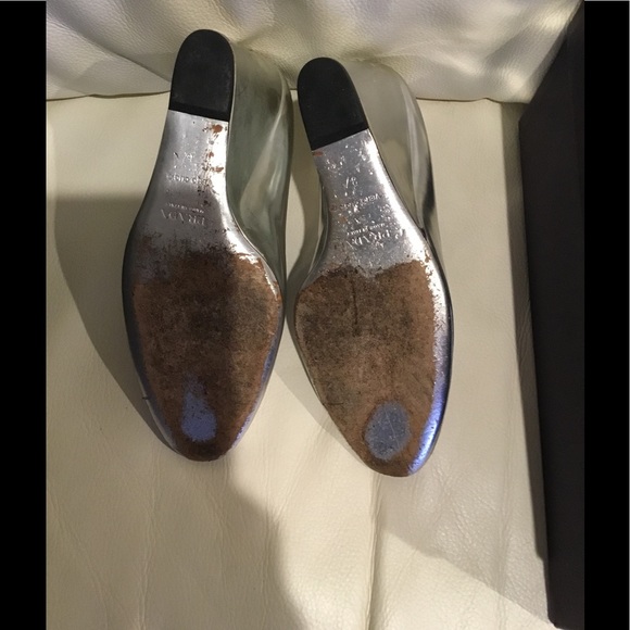 Prada Shoes - Picture 7 of 7