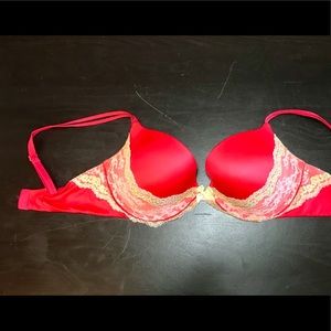 Victoria’s Secret Very Sexy Push Up 34DD