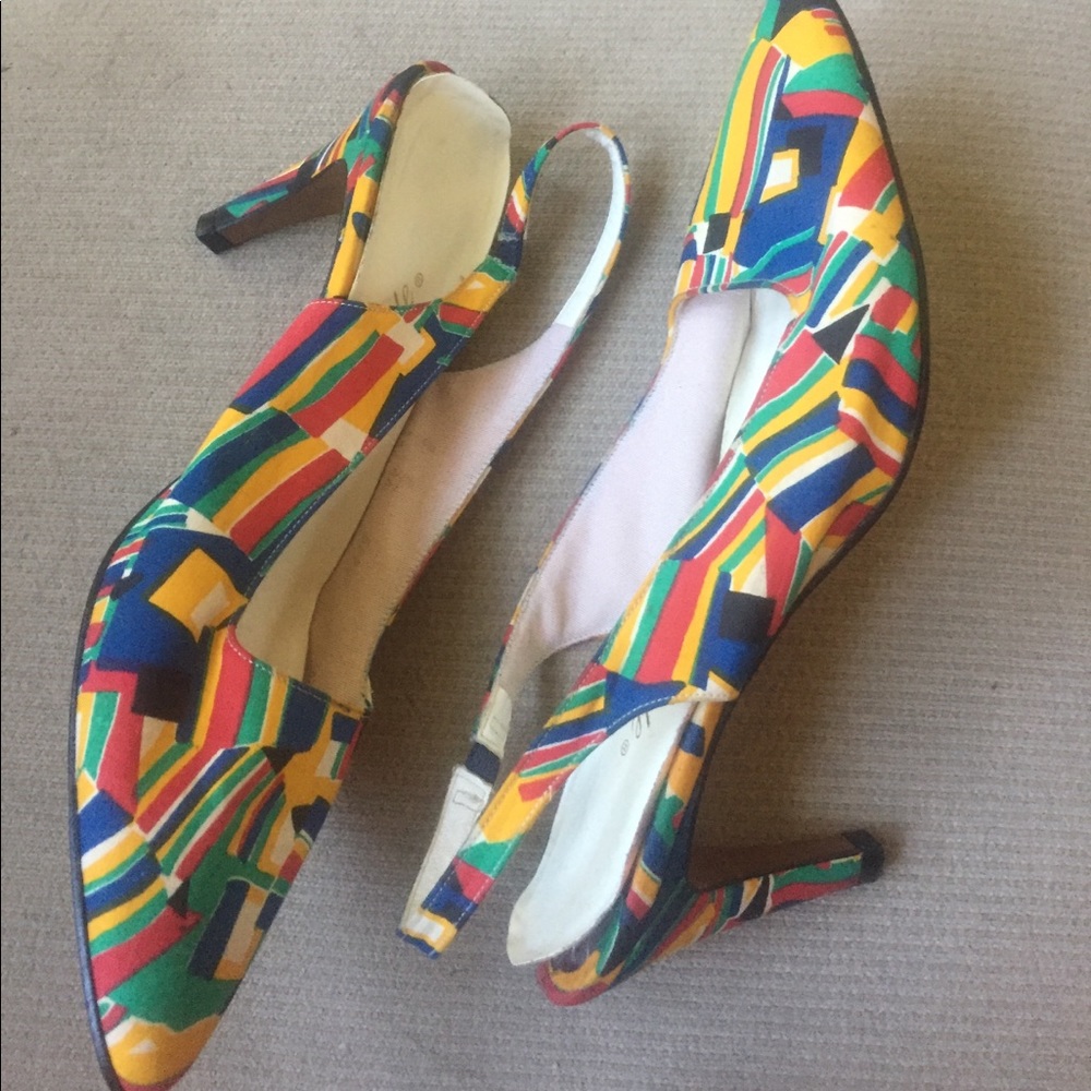 Amazing Geometric Vintage Heels