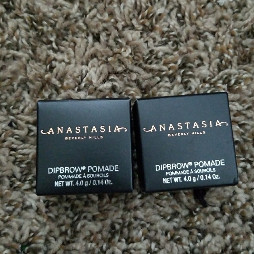 Anastasia Beverly Hills Dip Brow