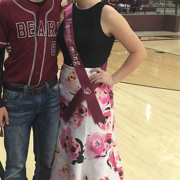 homecoming floral mermaid dress - Picture 2 of 3