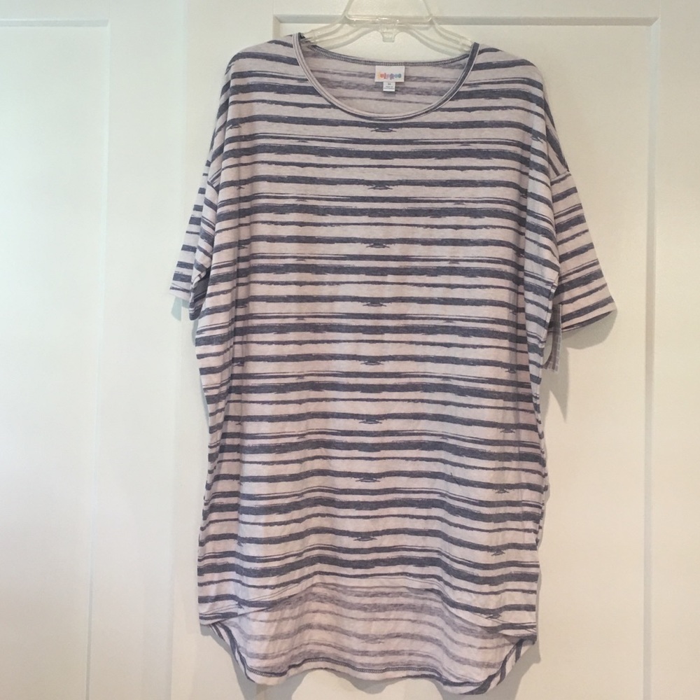 NWT LuLaRoe short sleeve top