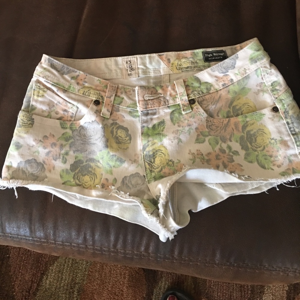Flowered shorts