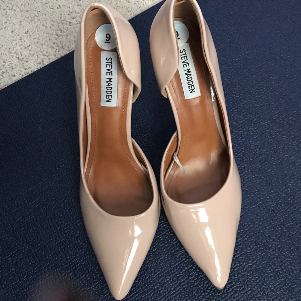 STEVE madden nude heels