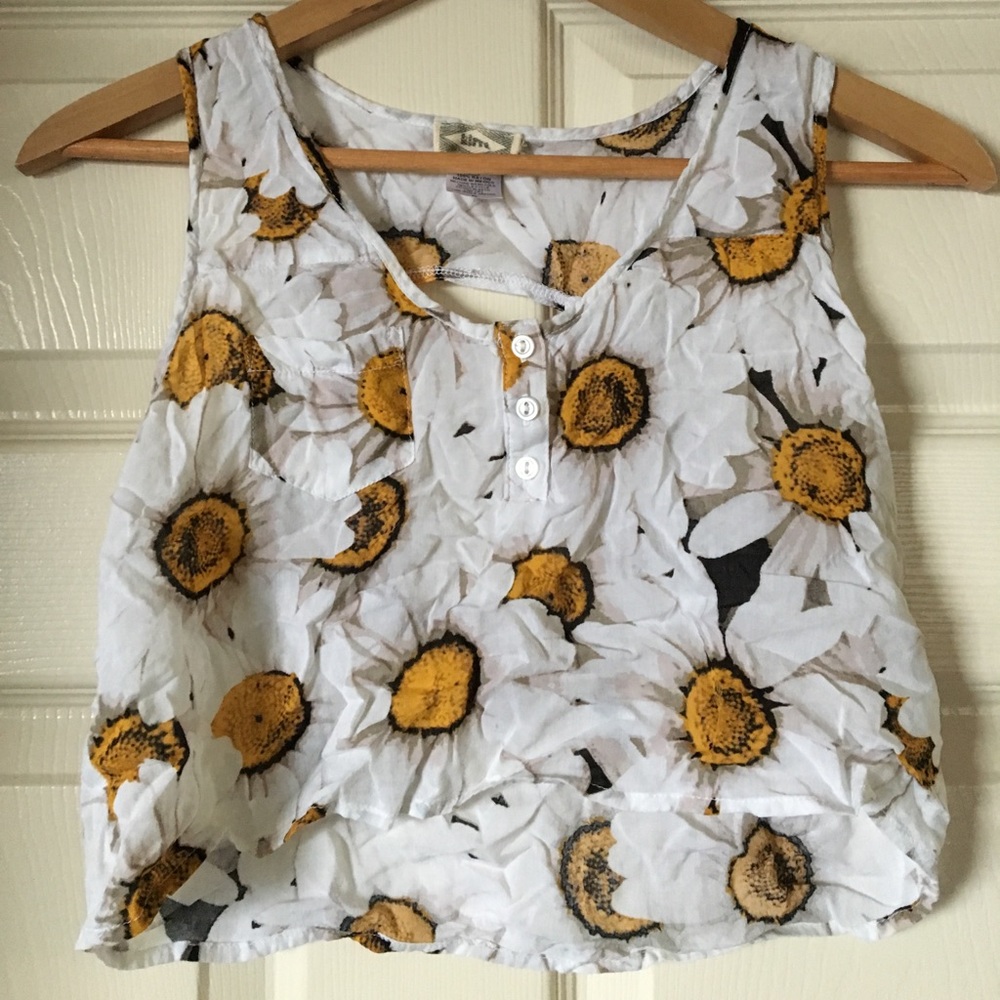 Daisy print top
