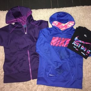 2 athletic girl’s hoodies, 1 youth Nike tee