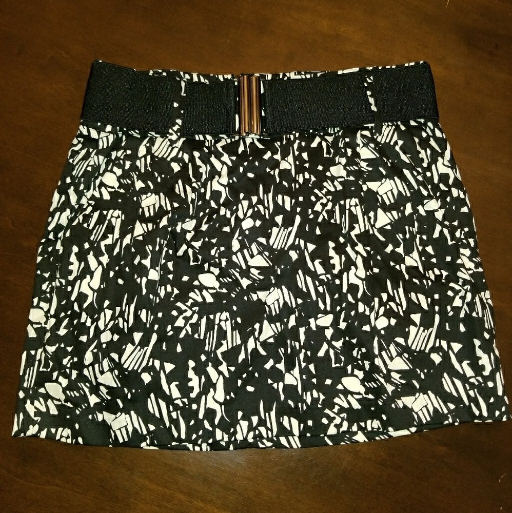 💛SOLD 💛Forever 21 Mini Skirt