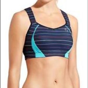 Althea Juno sports bra by Brooks moving comfort