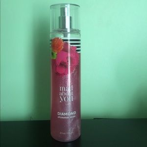 Bath and Body Works shimmer mist