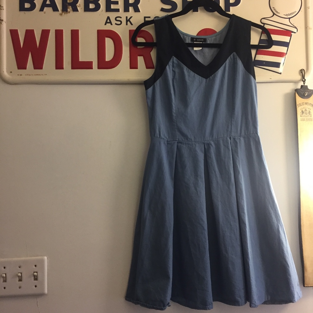 Cute Chambray dress - Fit & Flare - M