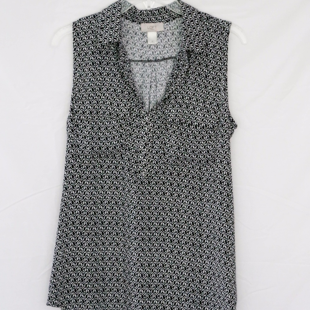 LOFT Sleeveless Black and White Pocket Blouse