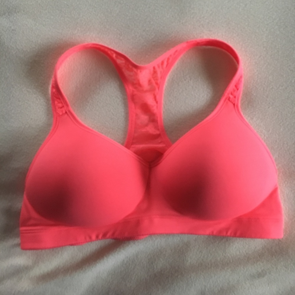 ❌SOLD❌PRICE IS FIRM! VSPINK lace sports bra💕
