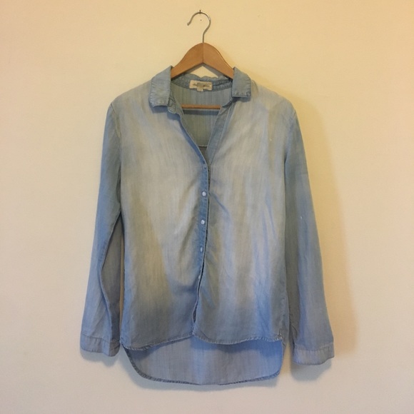 Anthropologie Tops - Cloth and Stone Chambray Button Down Shirt