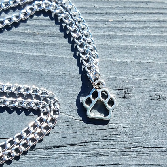 New paw print necklace, pet necklace, pet jewelry - Picture 3 of 4