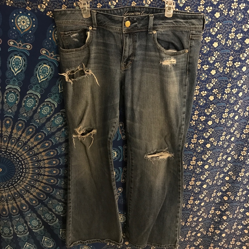 American Eagle ripped jeans