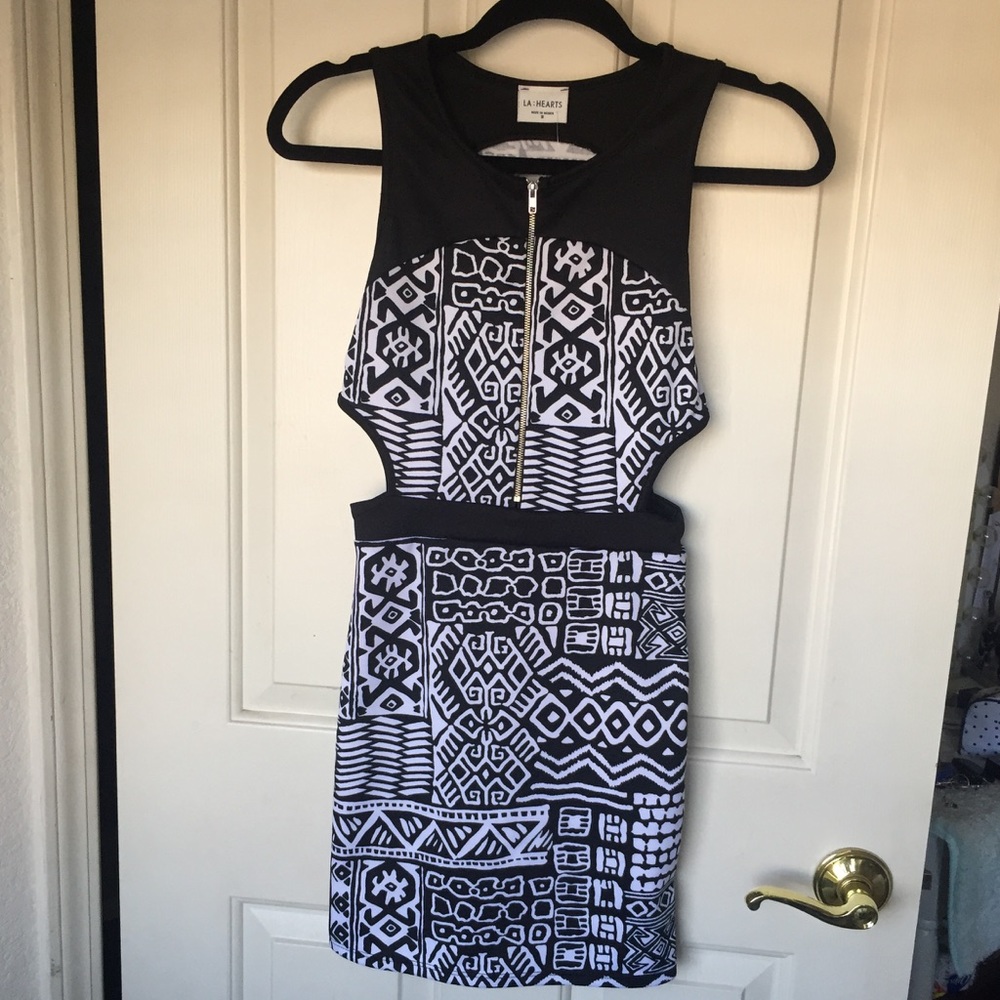 Black and white body con dress.