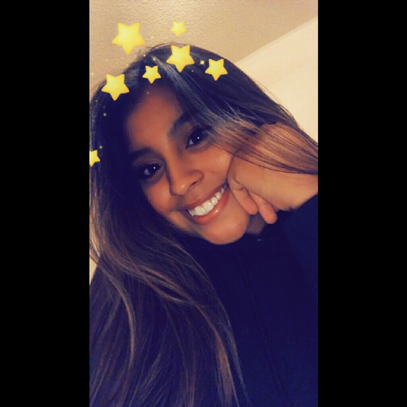 Meet your Posher, Belen - Picture 1 of 1