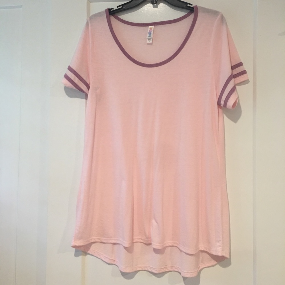 NWOT Pink LuLaRoe top