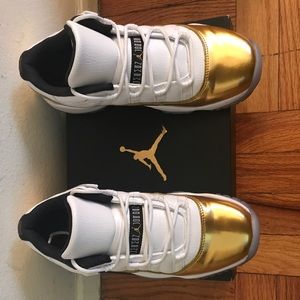 Air Jordan 12 Low—Gold