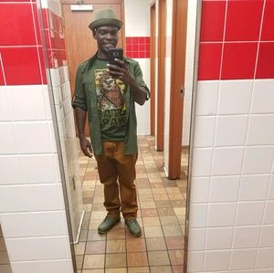 Meet your Posher, Christopher