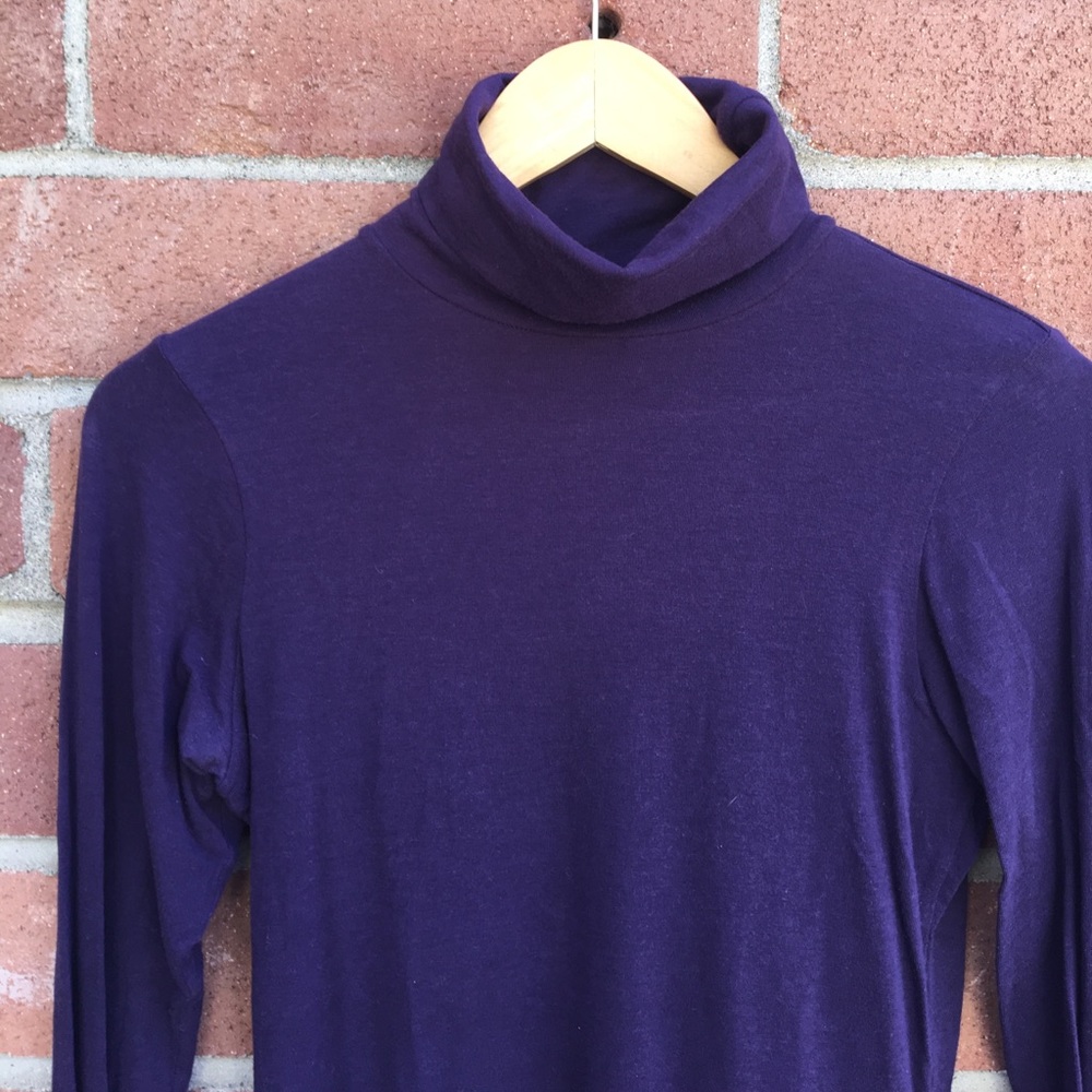 H&M Turtle Neck - Picture 3 of 4