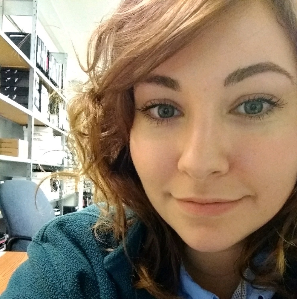 Meet your Posher, Carrie