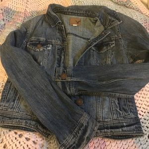 American Eagle outfitters jean jacket W/free gift