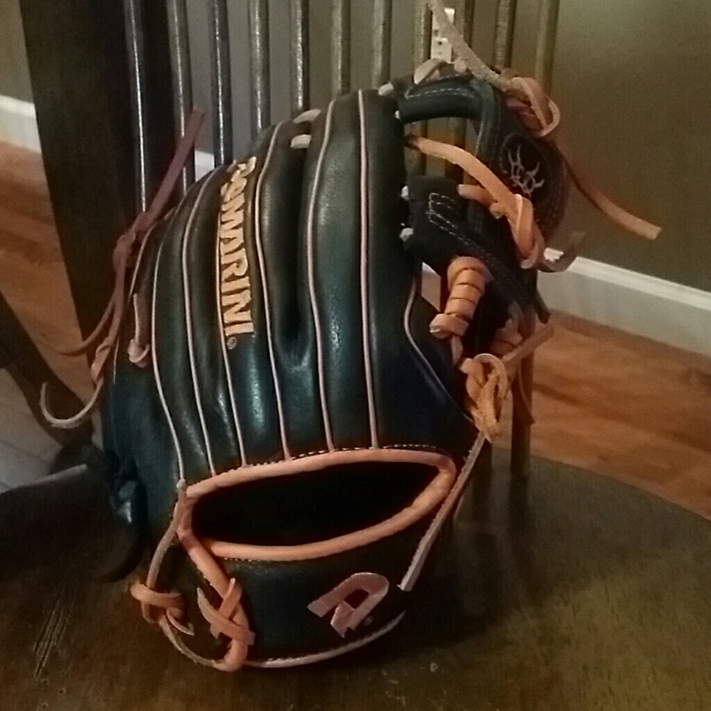 Demarini Baseball glove