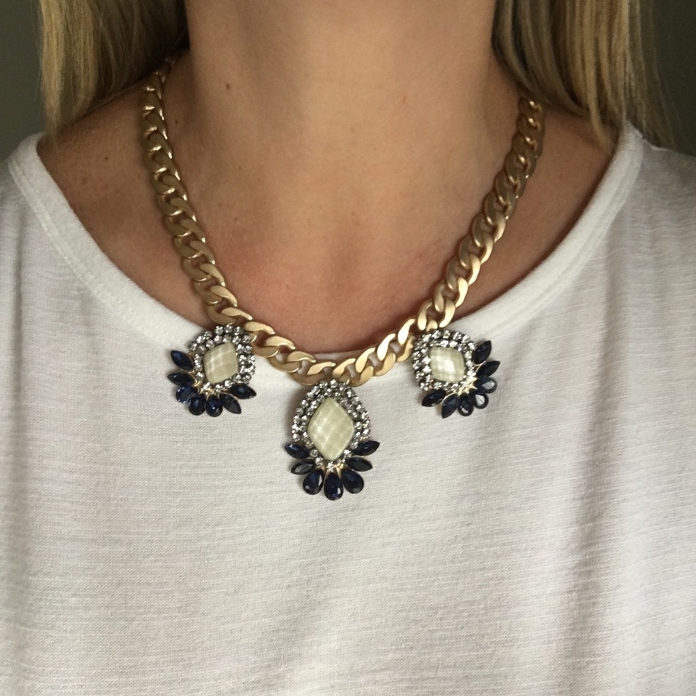 Statement Necklace - Picture 4 of 4