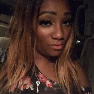 Meet your Posher, Queen