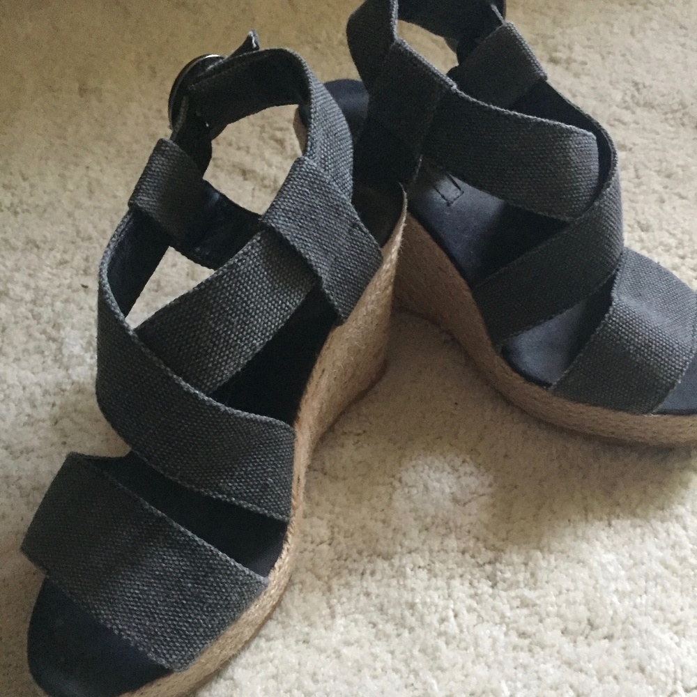 Espadrille platform wedge sandal