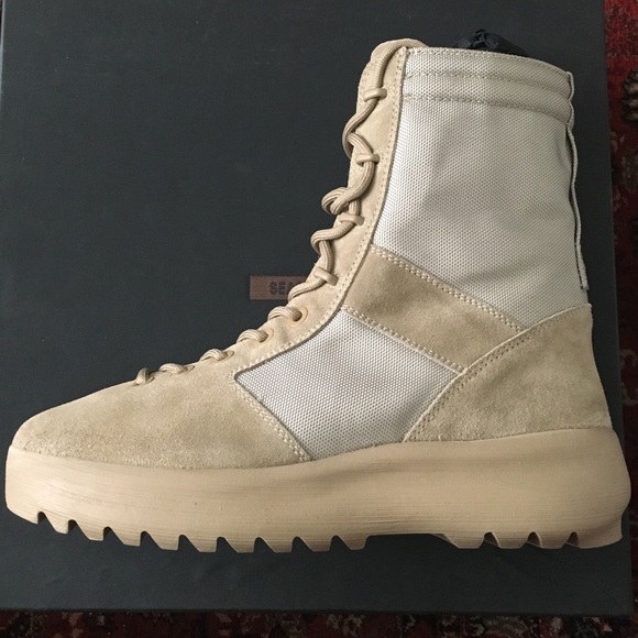 DS - YEEZY Season 3 Military Boot - Picture 8 of 8
