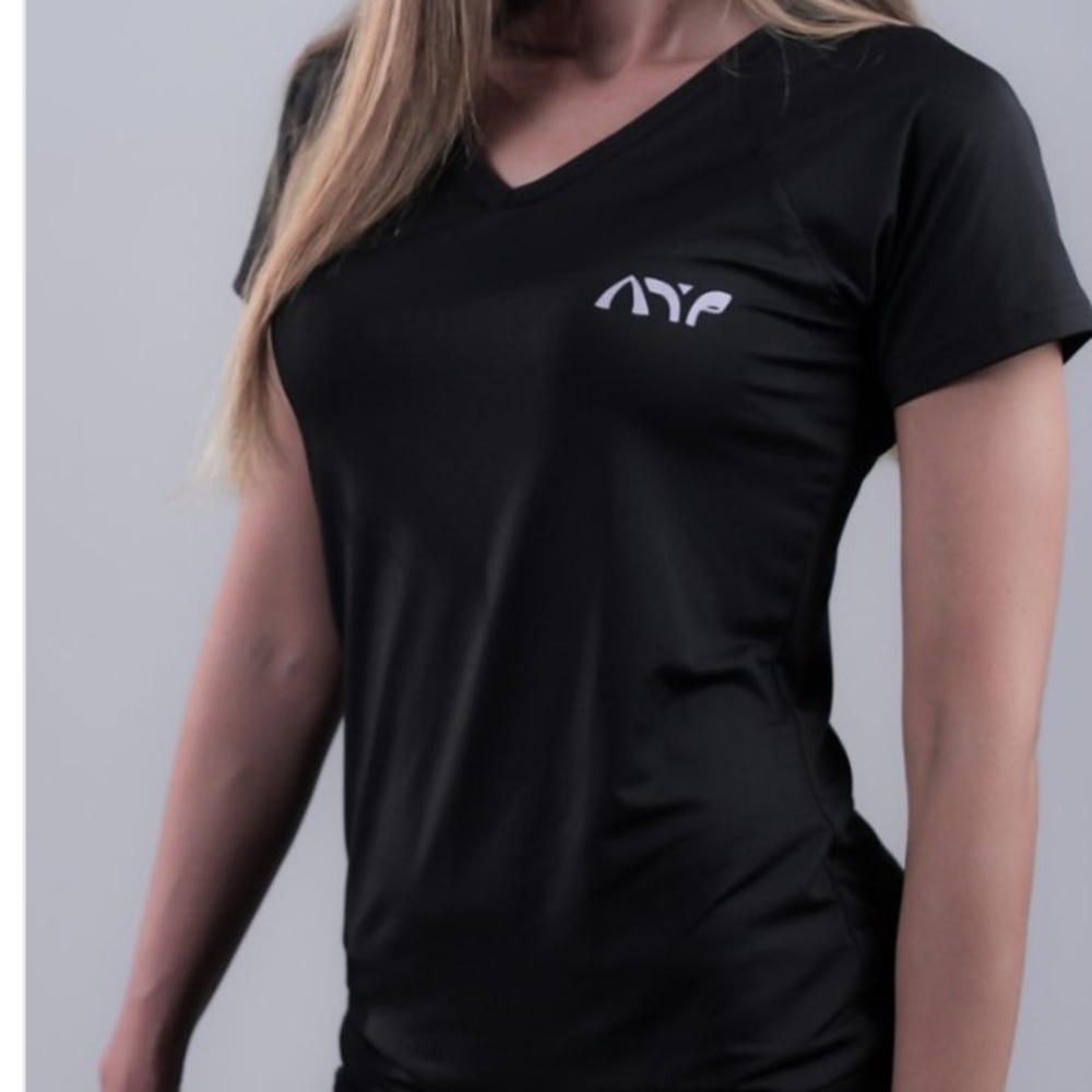 Atphetics Women's Workout Shirt. Never worn. :)