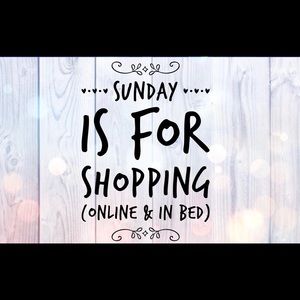 Happy Sunday Poshers ☀️