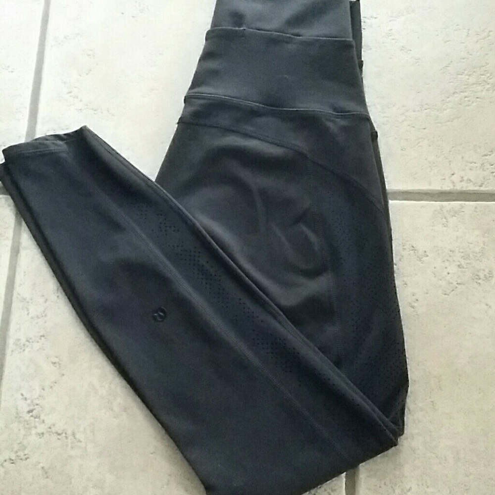 Lululemon Beyond Boundaries Pant - Picture 6 of 8