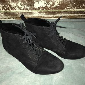 Lace up Black Booties