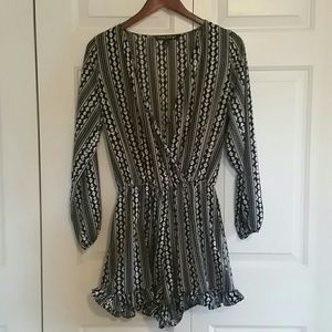 Aztec black and white long-sleeve romper