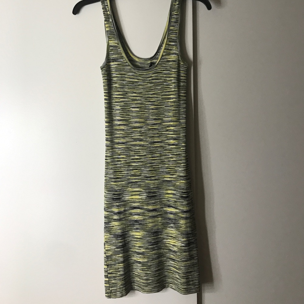 bebe Body con dress