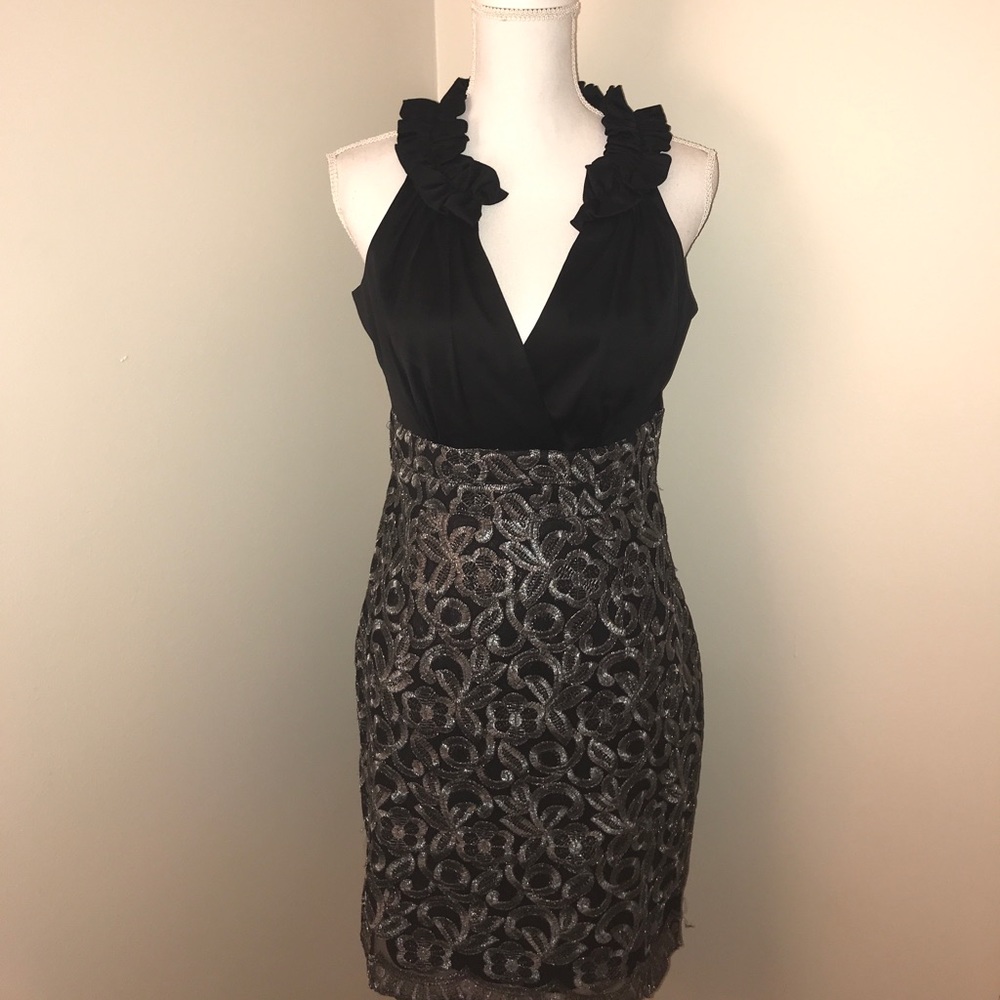 Donna Ricco Black V-Neck Dress 🎉HP🎉