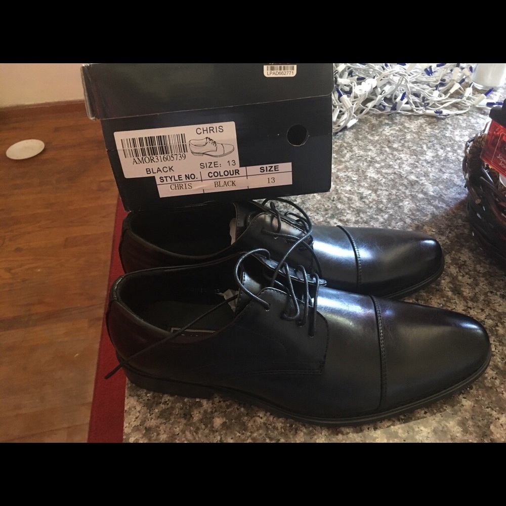 Men’s dress shoes never worn size 13